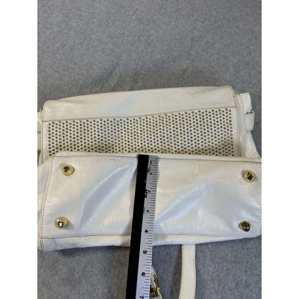 Badgley Mischka Vintage White Leather Shoulder Bag Y2K Indie Sleek Studded